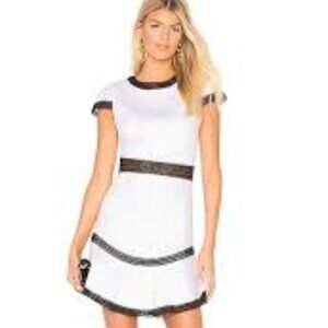 Alice + Olivia Rapunsel White Cap Sleeve Fit and Flare Dress Women Size 2